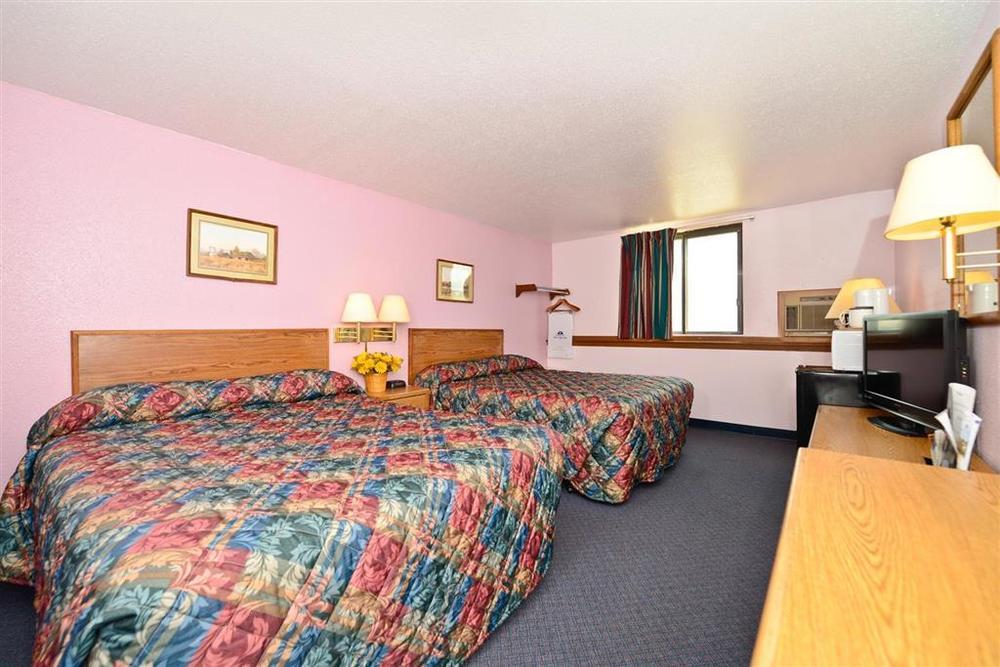 Executive Inn McPherson Kamer foto
